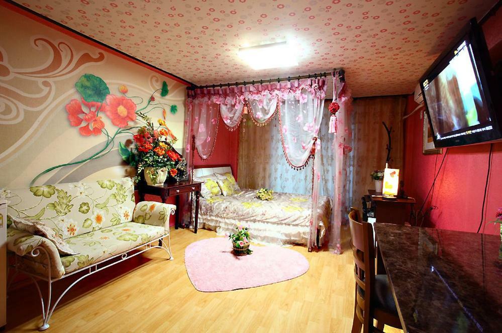 Gangchon Beautiful Pension Chuncheon Exterior photo
