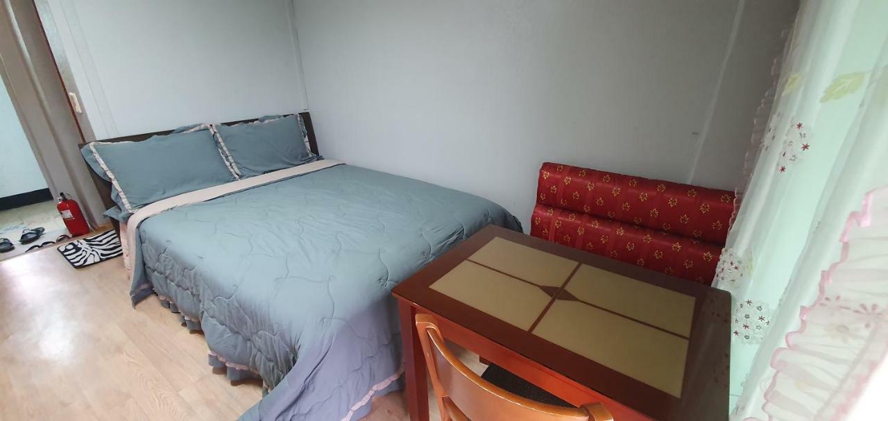Gangchon Beautiful Pension Chuncheon Exterior photo